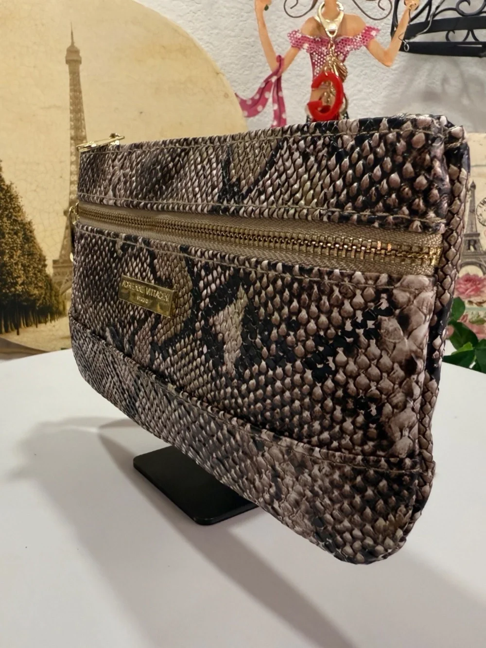 FIERCE ADRIENNE VITTADINI PYTHON WRISTLET/HANDBAG!